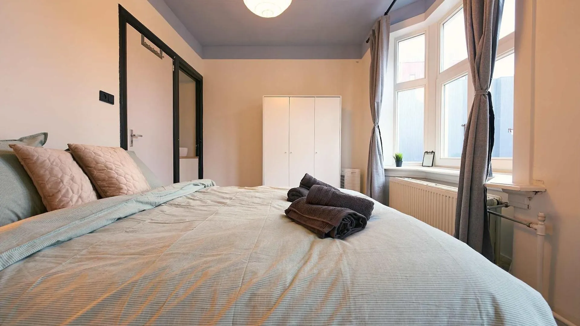 City Suite Number 3 Eindhoven Inn